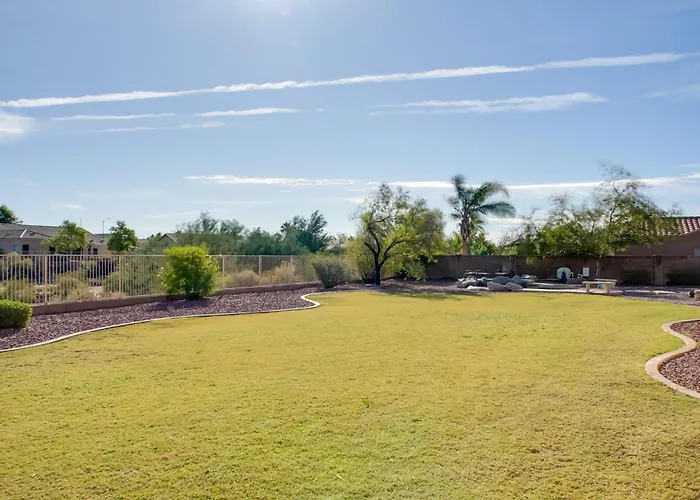 Poolside Relaxation: Couple's Retreat In Peoria! Peoria